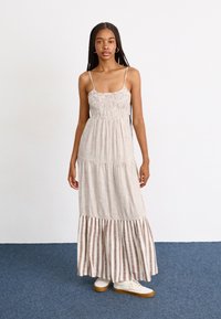 Пляжное платье Пляжное платье