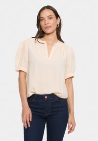 Блузка Блузка