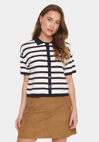 Кардиган Кардиган