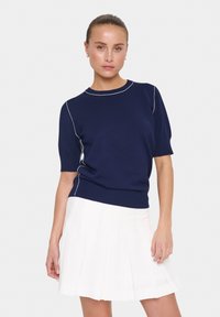 Футболка Футболка