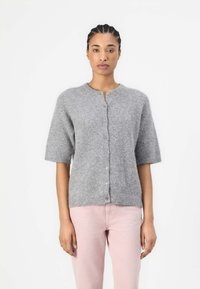 Жилет Жилет