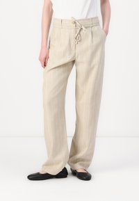 Широкие брюки Широкие брюки