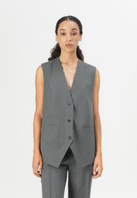 Жилет Жилет