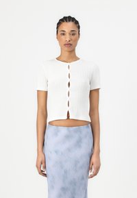 Вязаная кофта Вязаная кофта