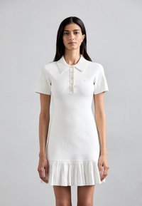 Вязаное платье Вязаное платье