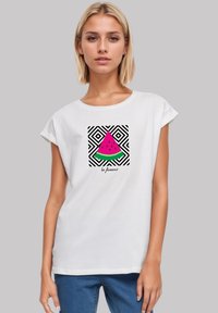 Футболка Футболка