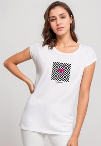 Футболка Футболка