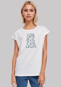 Футболка Футболка