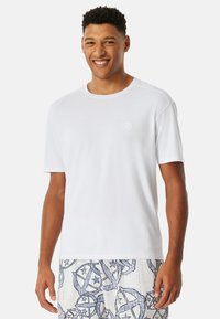 Футболка Футболка