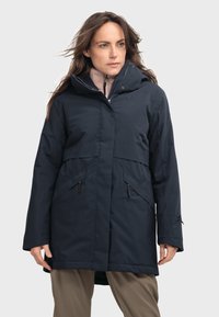 Спортивная куртка Спортивная куртка