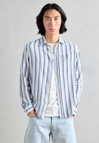 Рубашка Рубашка