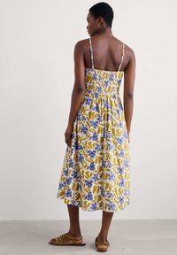 Летнее платье Летнее платье