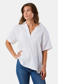 Блузка Блузка