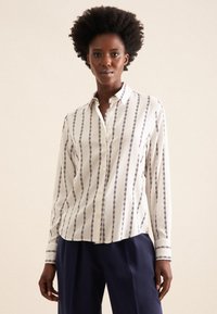 Блузка-рубашка Блузка-рубашка