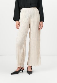 Брюки Брюки