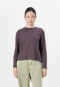 Лонгслив Лонгслив