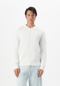 Пуловер Пуловер