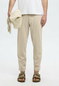 Брюки Брюки