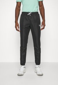 Спортивные штаны Спортивные штаны