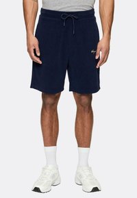 Шорты Шорты