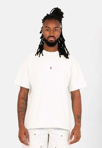 Футболка Футболка