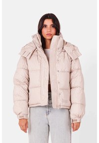 Зимняя куртка Зимняя куртка