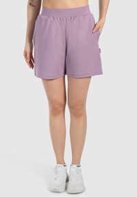 Шорты Шорты