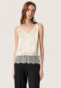 Блузка без рукавов Блузка без рукавов