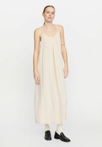 Летнее платье Летнее платье