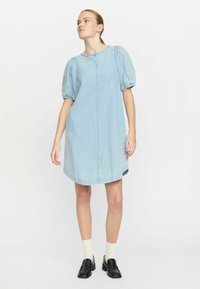 Джинсовое платье Джинсовое платье