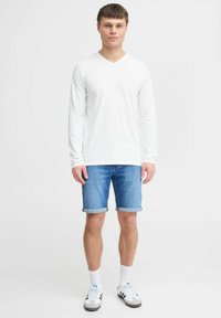 Лонгслив Лонгслив