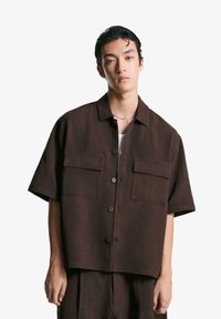 Рубашка с коротким рукавом Рубашка с коротким рукавом