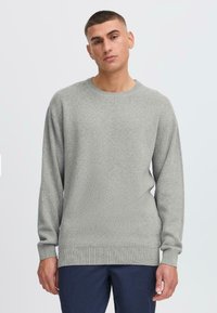 Пуловер Пуловер