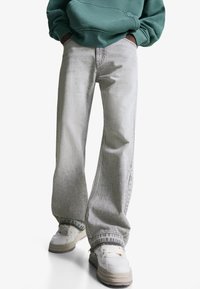 Прямые джинсы Прямые джинсы