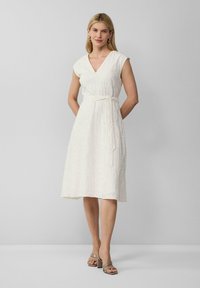 Платье Платье