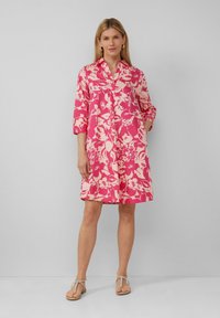 Платье Платье