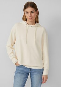 Пуловер с капюшоном Пуловер с капюшоном