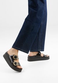 Босоножки Босоножки