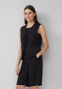 Жилет Жилет