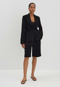 Блейзер Блейзер