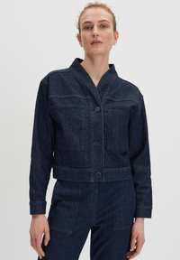 Джинсовая куртка Джинсовая куртка