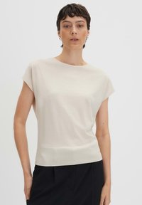 Футболка Футболка