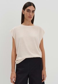 Футболка Футболка