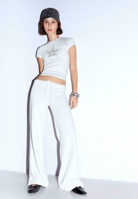 Спортивные штаны Спортивные штаны