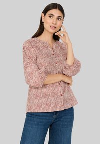 Блузка Блузка