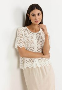 Вязаная кофта Вязаная кофта