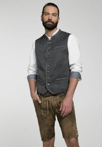 Жилет Жилет