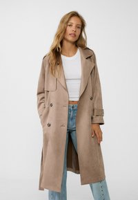 Тренч Тренч