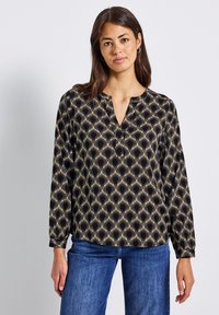 Блузка Блузка