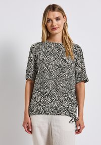 Блузка Блузка